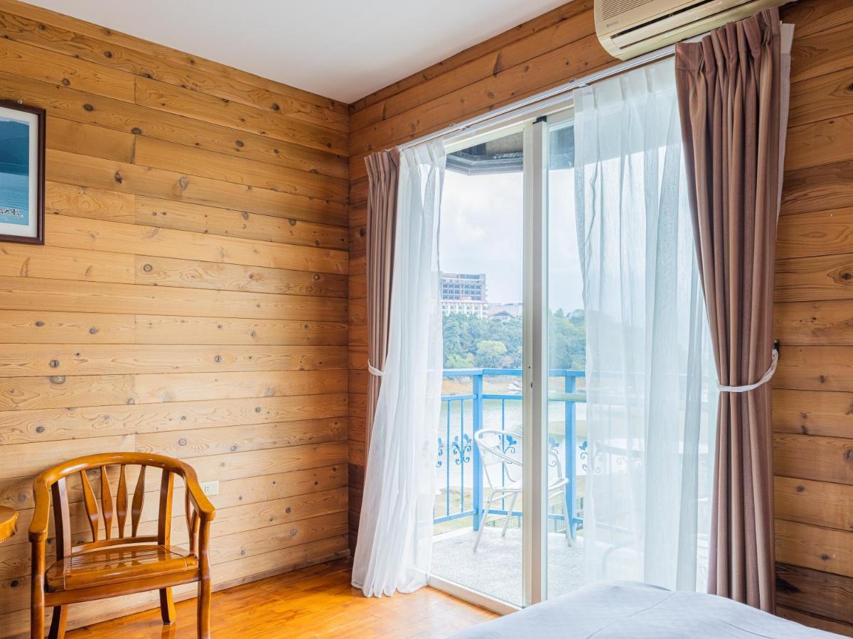 Bishui Shanju Lakeside B&B Yuchi Exterior photo