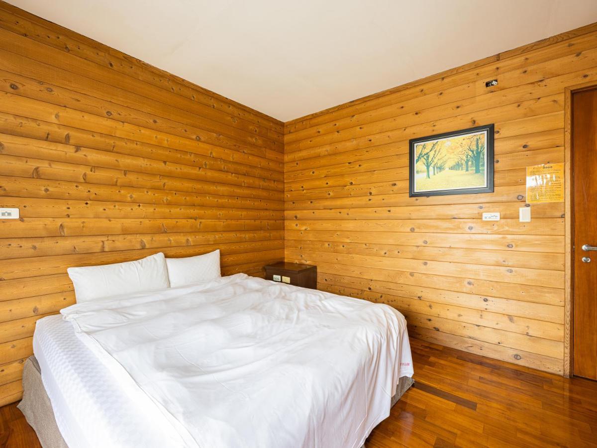 Bishui Shanju Lakeside B&B Yuchi Exterior photo