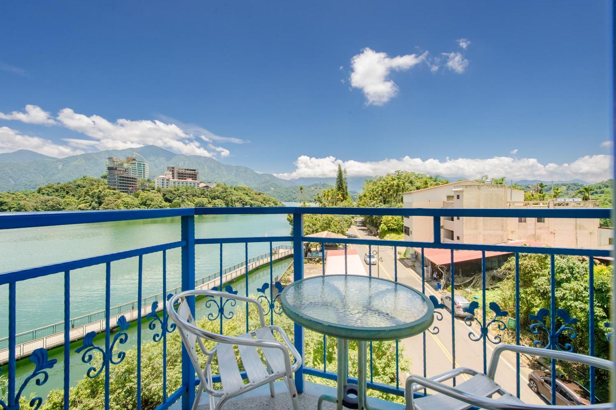 Bishui Shanju Lakeside B&B Yuchi Exterior photo