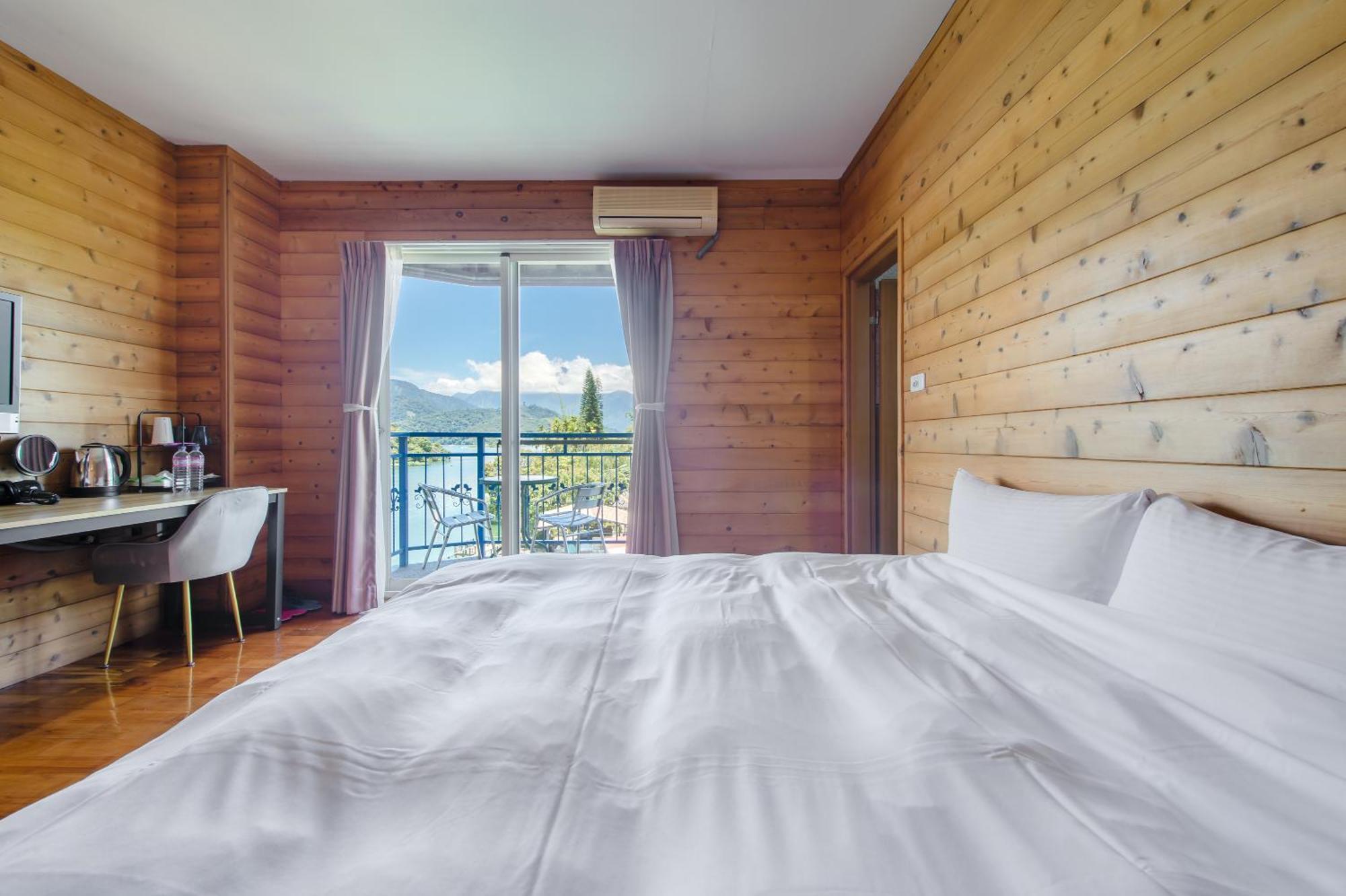 Bishui Shanju Lakeside B&B Yuchi Exterior photo