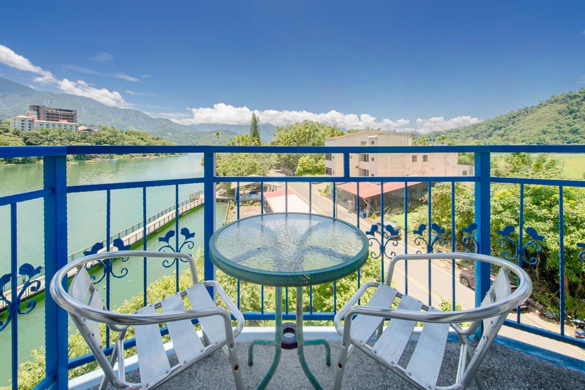 Bishui Shanju Lakeside B&B Yuchi Exterior photo