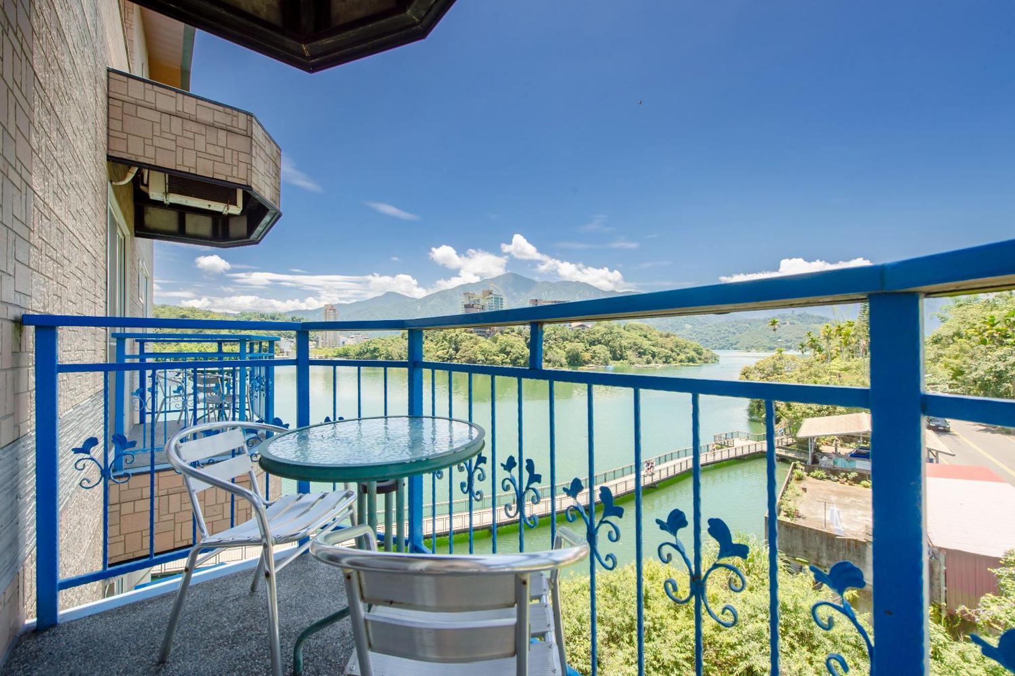 Bishui Shanju Lakeside B&B Yuchi Exterior photo
